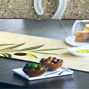 NWT 36”x 13” table runner